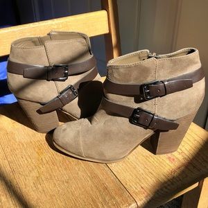 Carlos Santana booties.